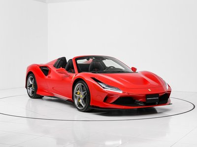FERRARI F8 - 7