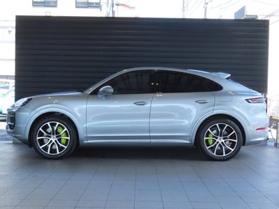 صورة 2 لـ 2024 Porsche CAYENNE