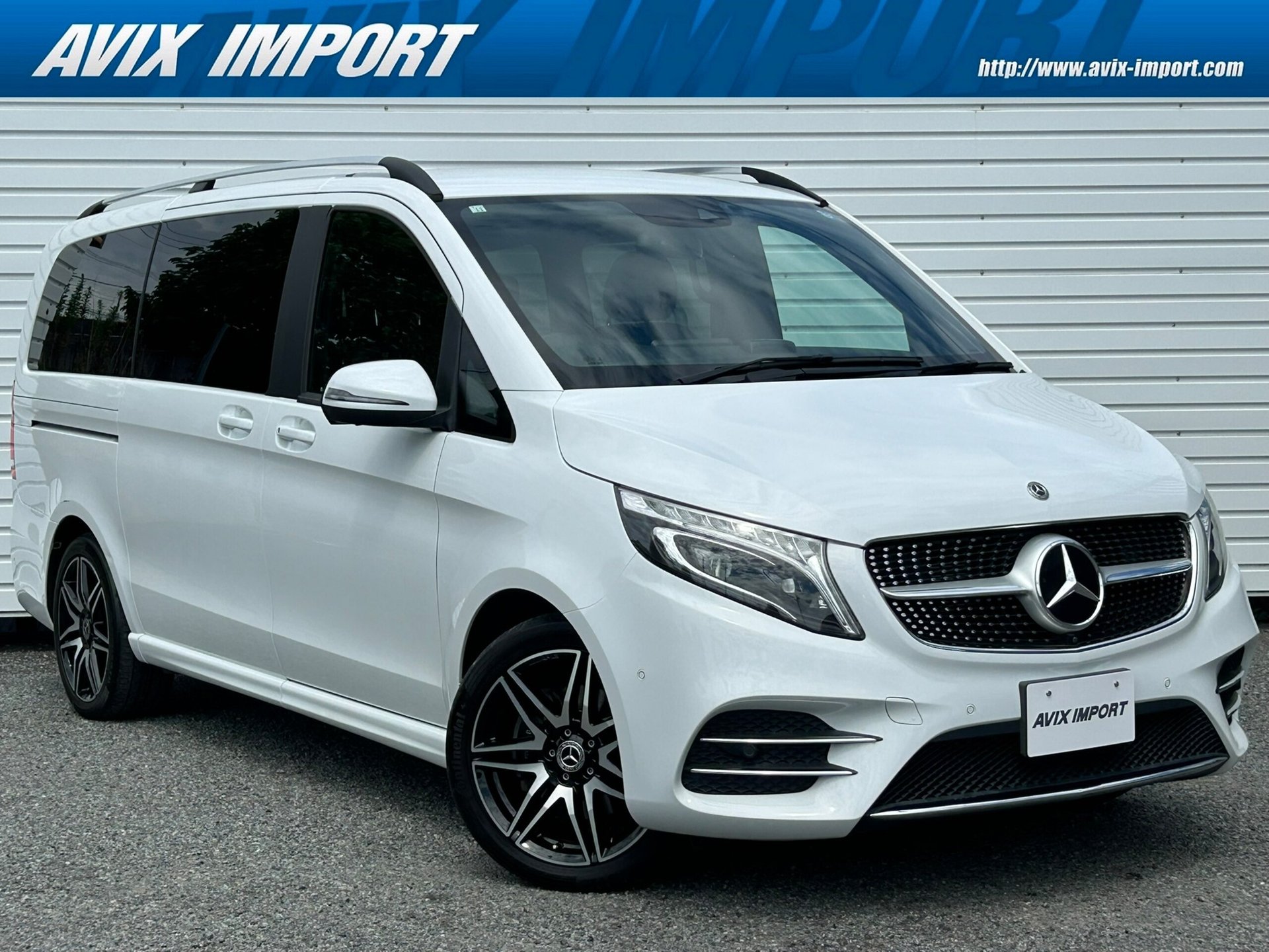 MERCEDES-BENZ V-CLASS - View 1