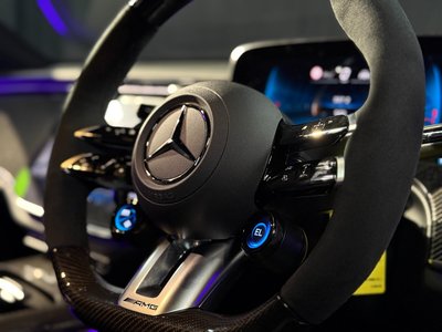 MERCEDES-BENZ E-CLASS - 5