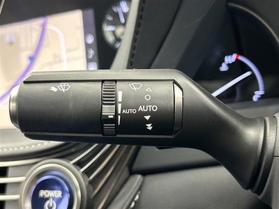 2017 Lexus LS — миниатюра 31