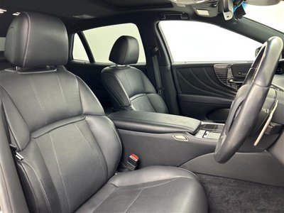 2017 Lexus LS — миниатюра 20