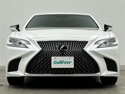 2017 Lexus LS — миниатюра 24