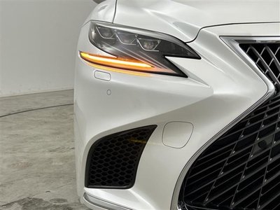 2017 Lexus LS — миниатюра 42