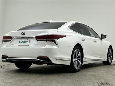 2017 Lexus LS — миниатюра 47