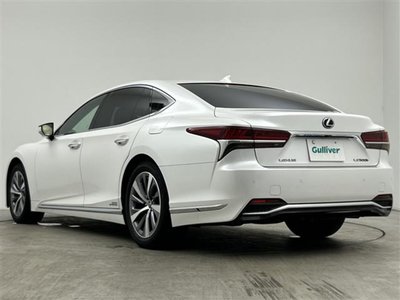 2017 Lexus LS — миниатюра 26