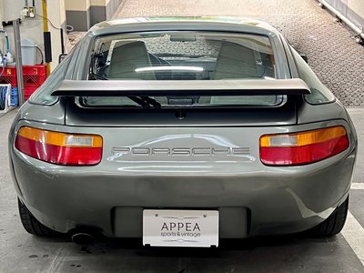 صورة 6 لـ 1987 Porsche 928