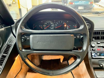 صورة 8 لـ 1987 Porsche 928