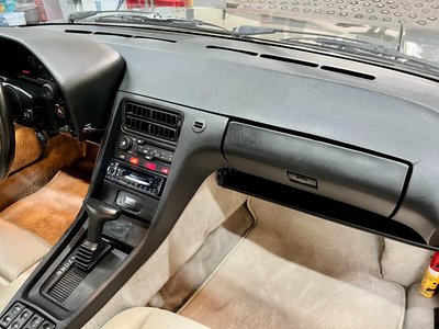 صورة مصغرة 46 لـ 1987 Porsche 928
