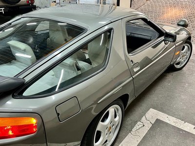 صورة مصغرة 40 لـ 1987 Porsche 928