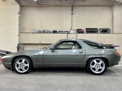 صورة 4 لـ 1987 Porsche 928