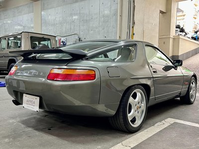 صورة 5 لـ 1987 Porsche 928