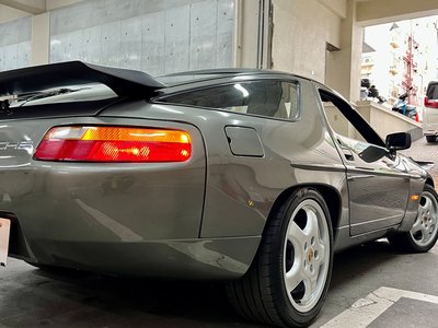 صورة مصغرة 51 لـ 1987 Porsche 928