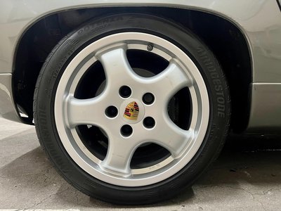 صورة مصغرة 30 لـ 1987 Porsche 928