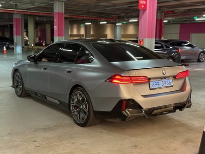 صورة 3 لـ 2025 BMW I5