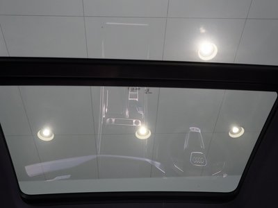 2025 AUDI Q8 photo 6