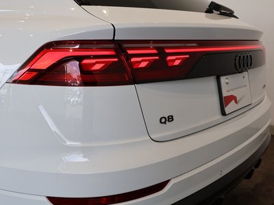 2025 AUDI Q8 photo 9