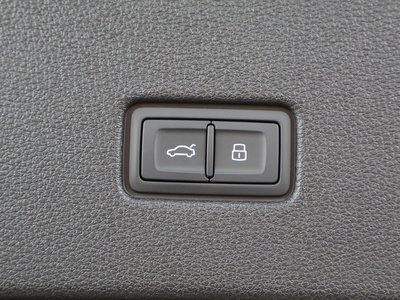 2025 AUDI Q8 缩略图 36