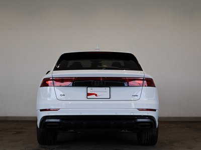 2025 AUDI Q8 photo 4