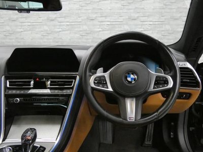 BMW 8 SERIES - 4