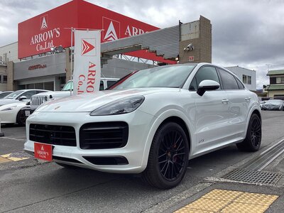 PORSCHE CAYENNE COUPE