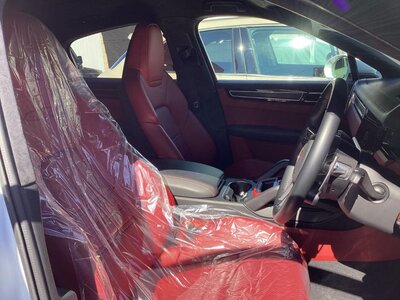 PORSCHE CAYENNE COUPE - 2