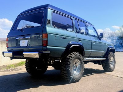 TOYOTA LAND CRUISER 60 - 6