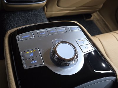 2024 Genesis G80 (RG3) thumbnail 18