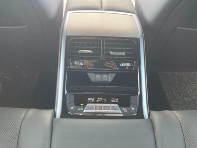 2022 BMW 8 SERIES GRAN COUPE — миниатюра 21