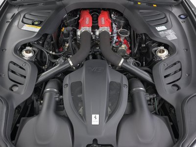 2019 Ferrari GTC4 LUSSO thumbnail 18