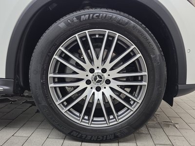 صورة 8 لـ 2023 Mercedes-BENZ GLC