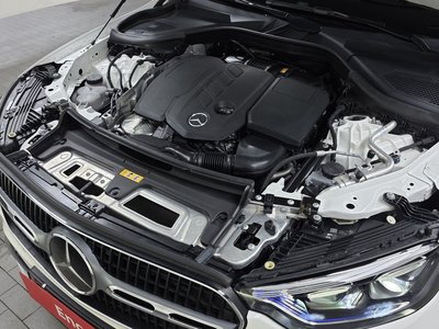 صورة 7 لـ 2023 Mercedes-BENZ GLC