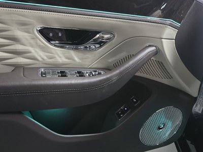 2022 Bentley FLYING SPUR thumbnail 11