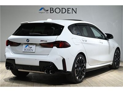 2025 BMW 1 SERIES photo 7