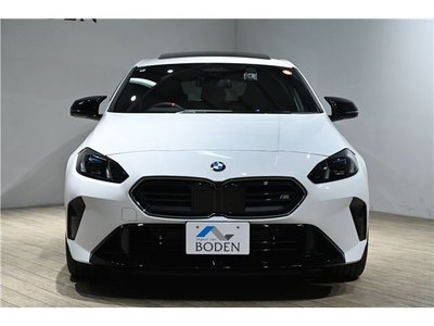 2025 BMW 1 SERIES photo 2