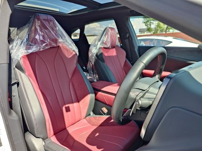 صورة مصغرة 12 لـ 2023 Lexus RX