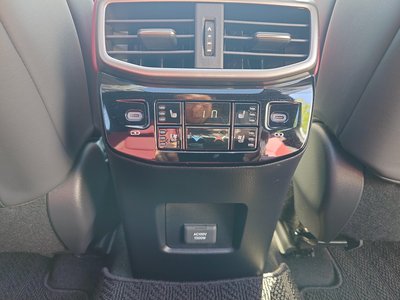 صورة مصغرة 24 لـ 2023 Lexus RX