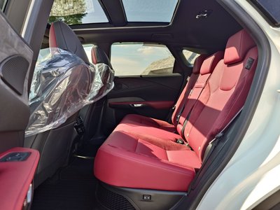 صورة مصغرة 23 لـ 2023 Lexus RX