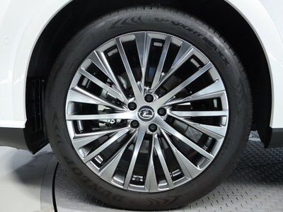 LEXUS RX - 8