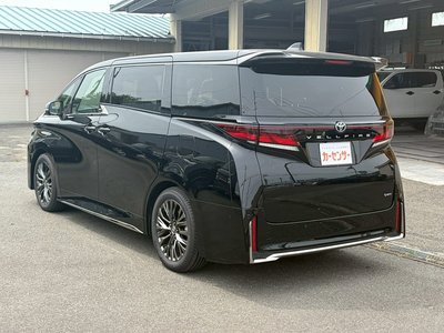 TOYOTA VELLFIRE - 9