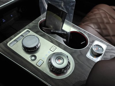 صورة مصغرة 12 لـ 2024 Genesis GV80