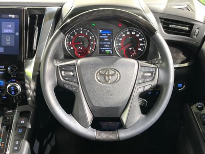 2023 Toyota ALPHARD — миниатюра 11