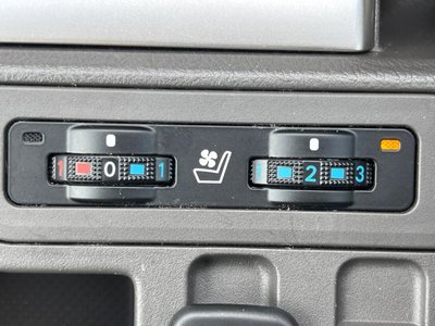 TOYOTA LAND CRUISER PRADO - 7