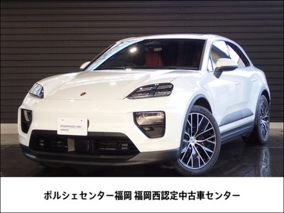 PORSCHE MACAN - 1