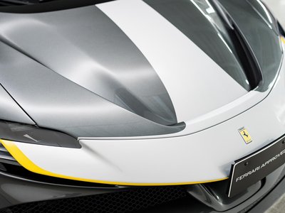 2022 Ferrari SF90 STRADALE thumbnail 11