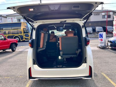 TOYOTA VELLFIRE - 10