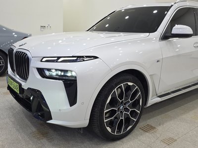 BMW X7 - 3