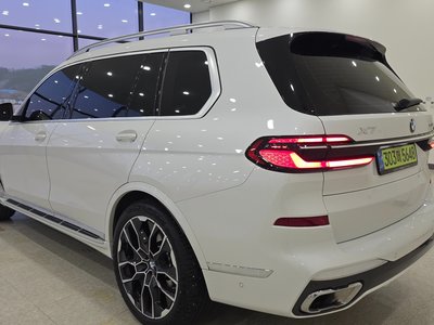 BMW X7 - 6