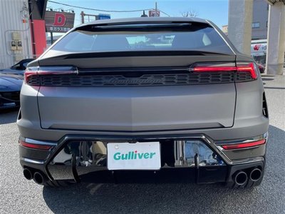 LAMBORGHINI URUS - 3