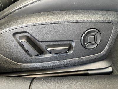 صورة مصغرة 25 لـ 2025 AUDI A6 AVANT
